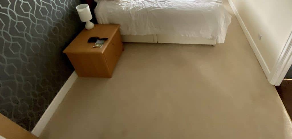 cream bedroom carpet